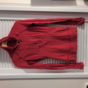 Lululemon running top